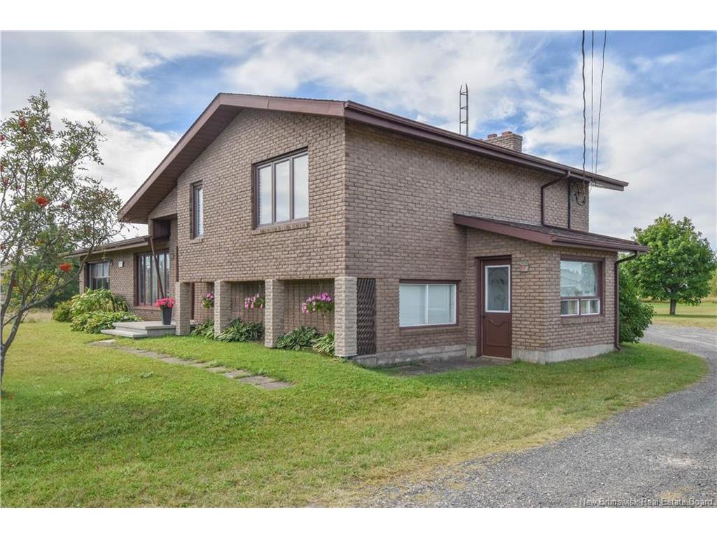 









814


113

RTE,
Inkerman,




NB
E8P 1C7

