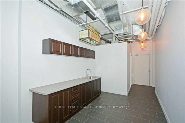 









321


Carlaw

Avenue, 104,
Toronto,




ON
M4M 2S1

