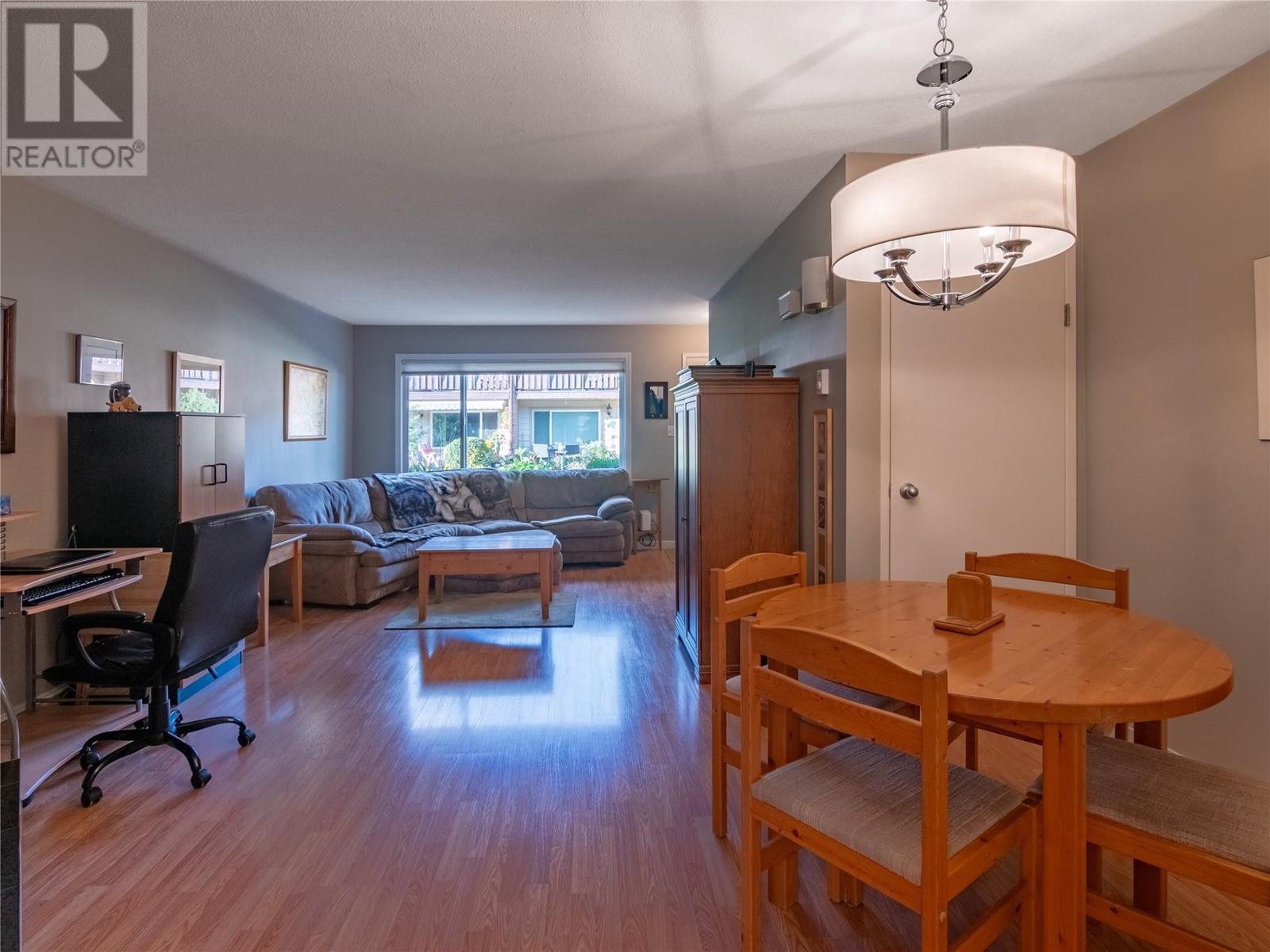 












13707 Dickson Avenue Unit# 13

,
Summerland,




British Columbia
V0H1Z0

