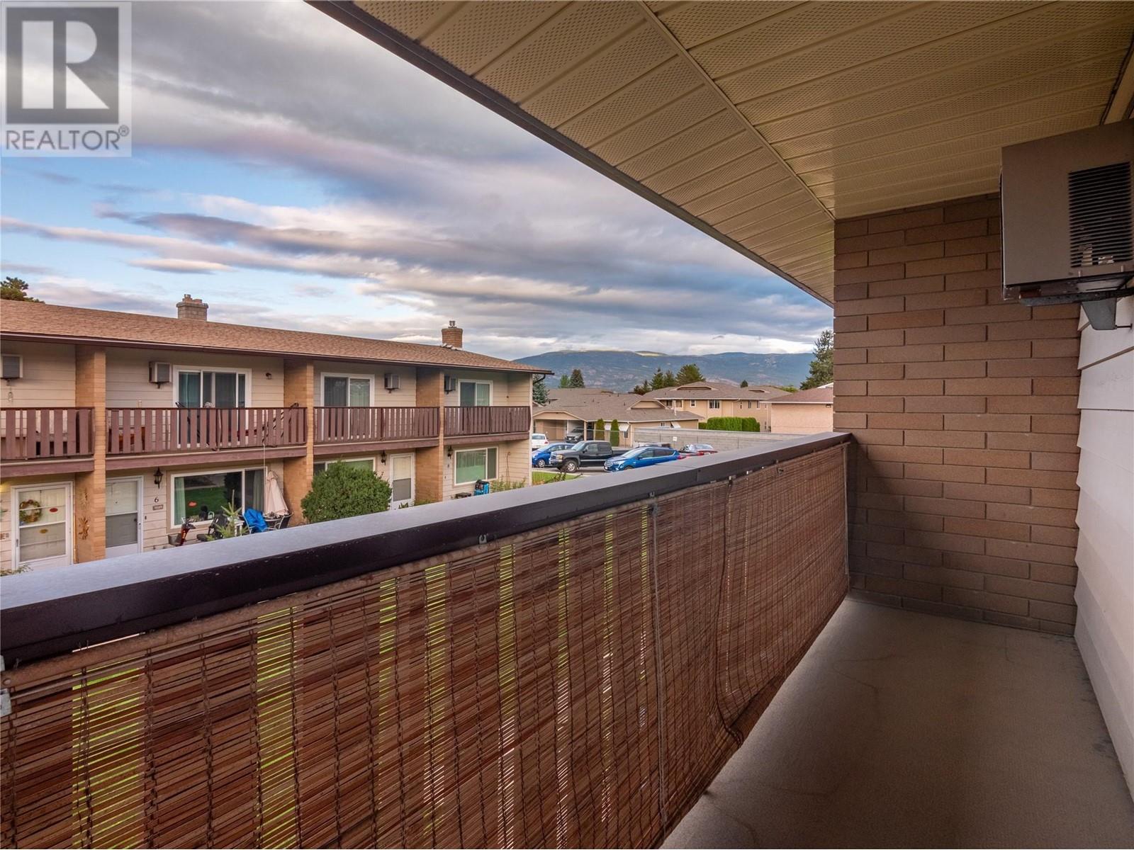 












13707 Dickson Avenue Unit# 13

,
Summerland,




British Columbia
V0H1Z0


