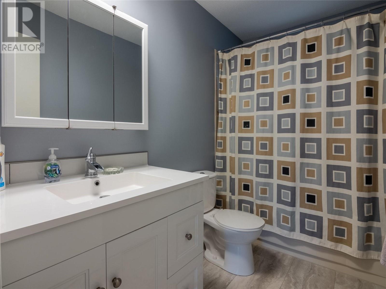 












13707 Dickson Avenue Unit# 13

,
Summerland,




British Columbia
V0H1Z0

