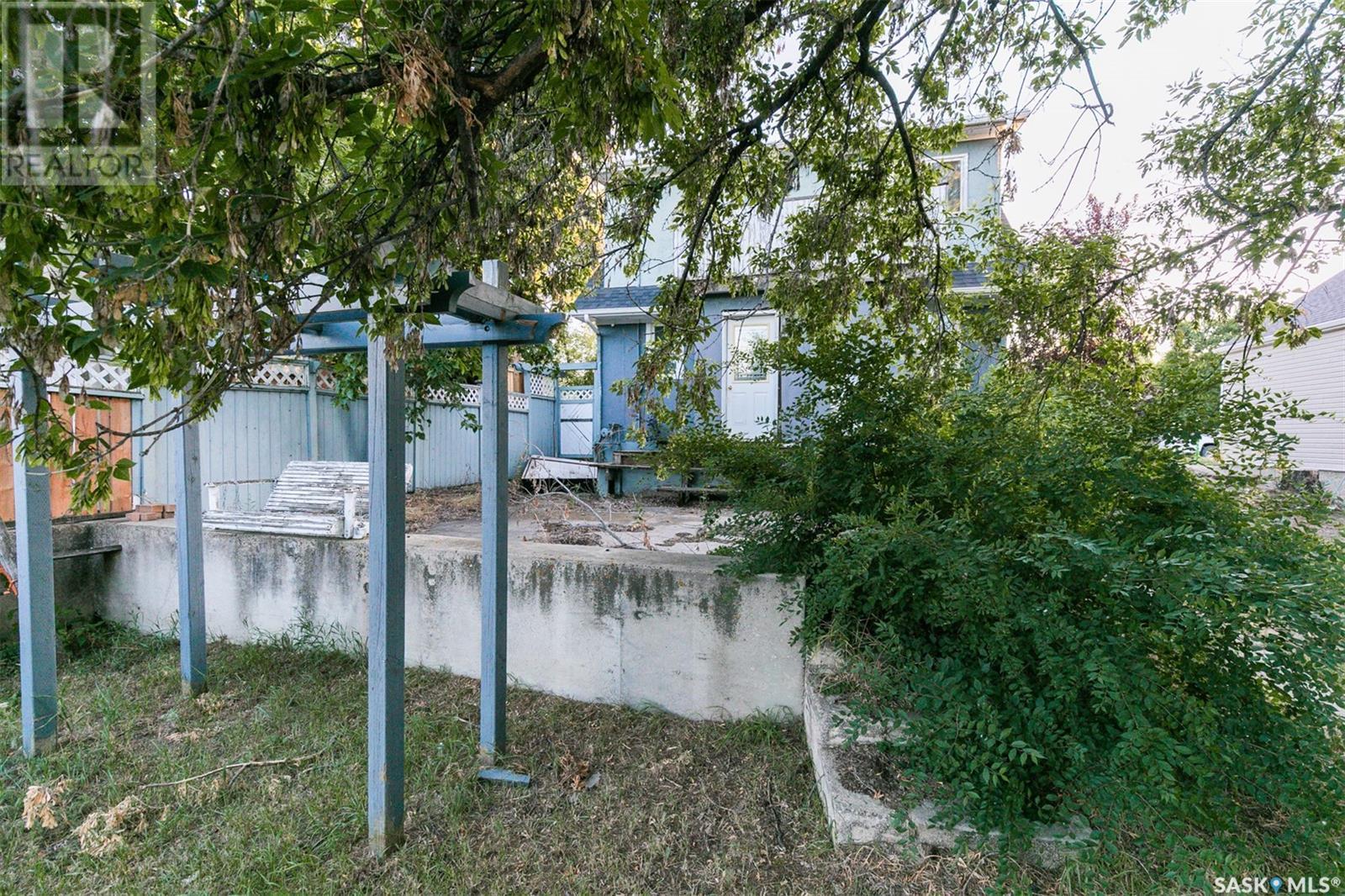 












306 Saskatchewan AVENUE

,
Kerrobert,




Saskatchewan
S0L1R0

