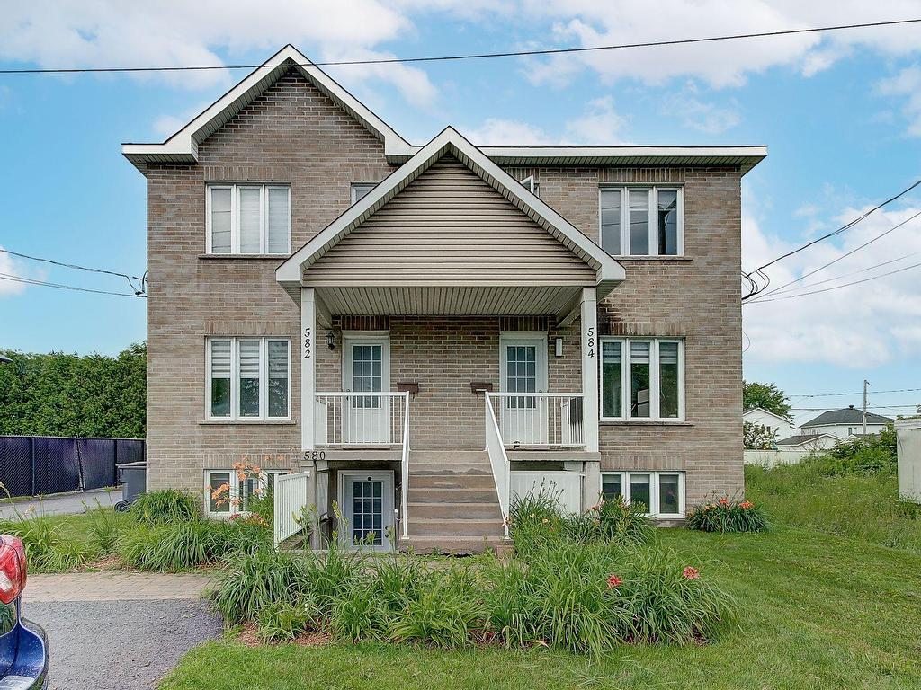 









584


Ch. du Grand-Bernier N.

,
Saint-Jean-sur-Richelieu,




QC
J3B8S6

