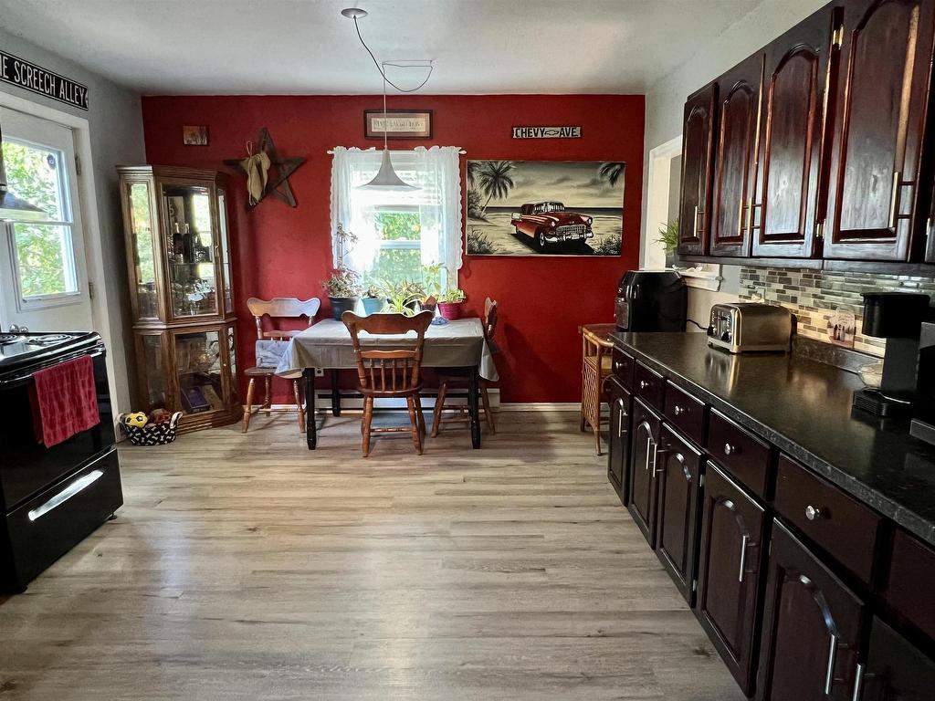 












2324 Truro Road

,
Westville,




NS
B0K 2A0

