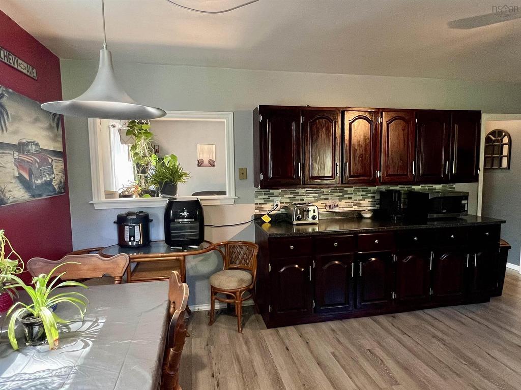 












2324 Truro Road

,
Westville,




NS
B0K 2A0

