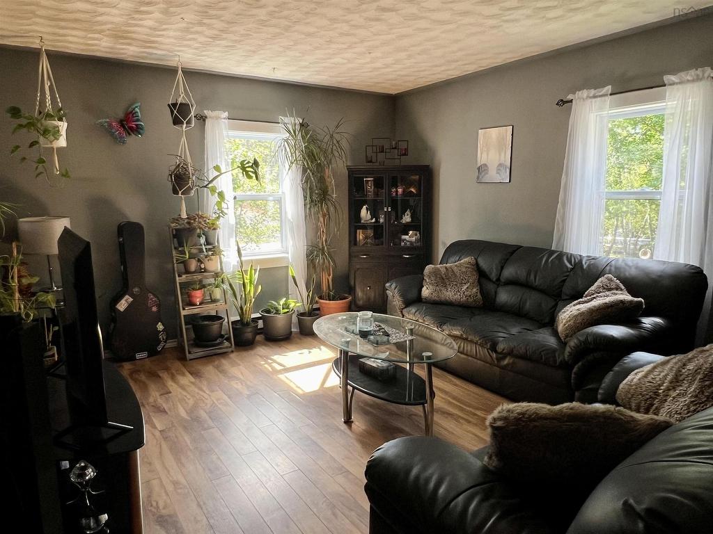 












2324 Truro Road

,
Westville,




NS
B0K 2A0

