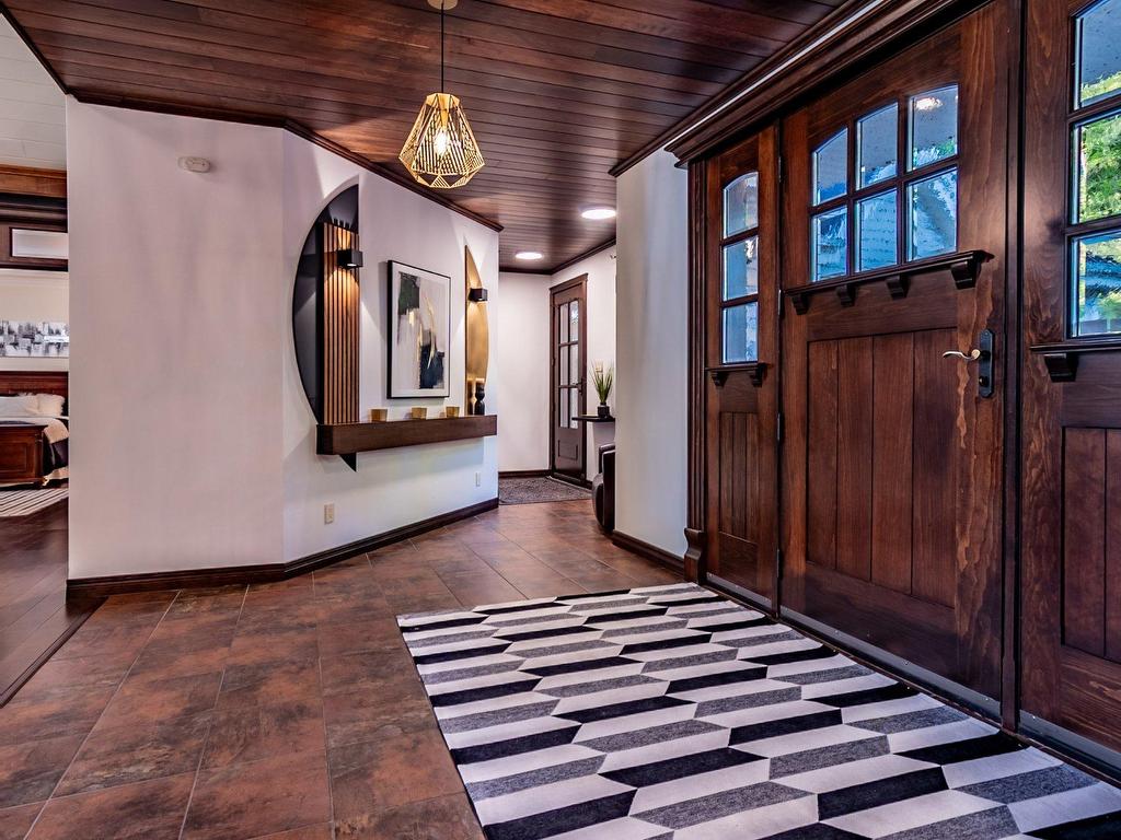 









885


Rue de la Poudrière

,
Shawinigan,




QC
G0X1L0

