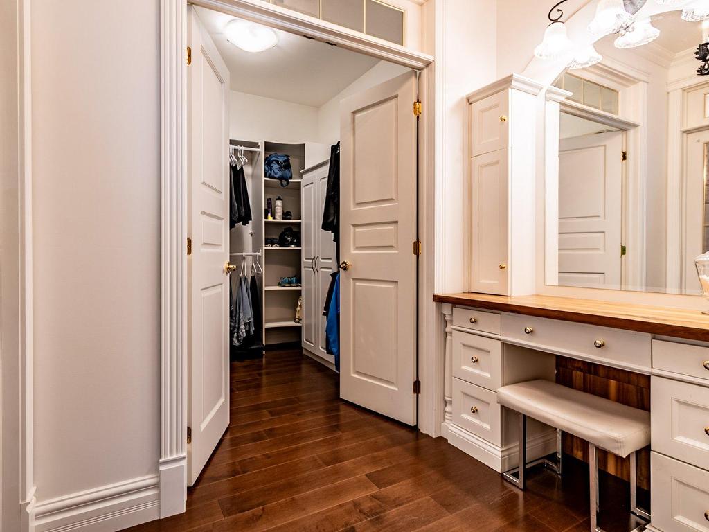 









885


Rue de la Poudrière

,
Shawinigan,




QC
G0X1L0

