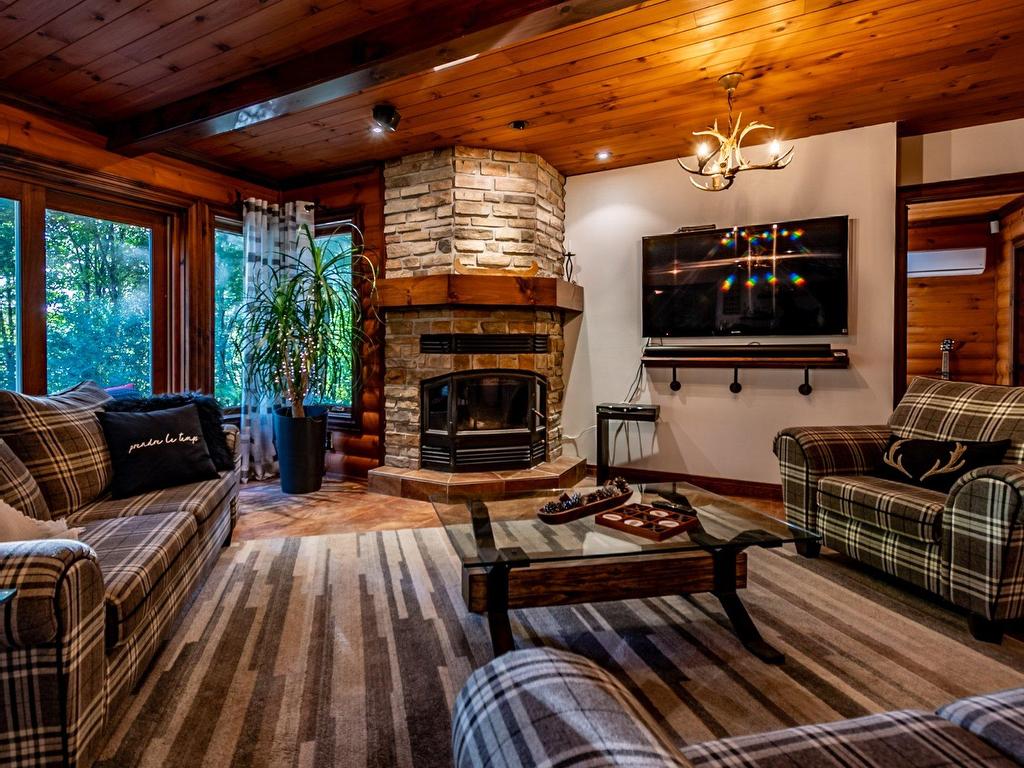 









885


Rue de la Poudrière

,
Shawinigan,




QC
G0X1L0

