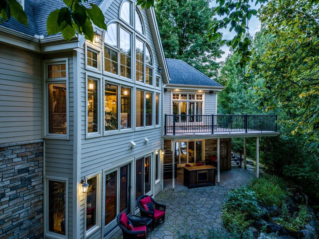 









885


Rue de la Poudrière

,
Shawinigan,




QC
G0X1L0

