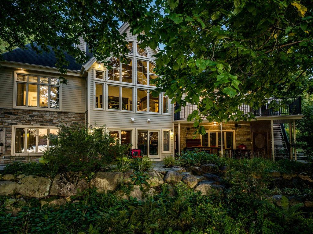 









885


Rue de la Poudrière

,
Shawinigan,




QC
G0X1L0

