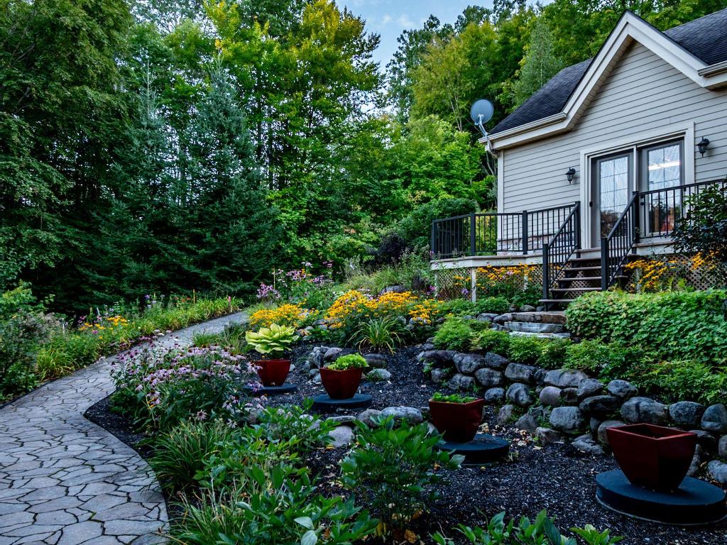 









885


Rue de la Poudrière

,
Shawinigan,




QC
G0X1L0

