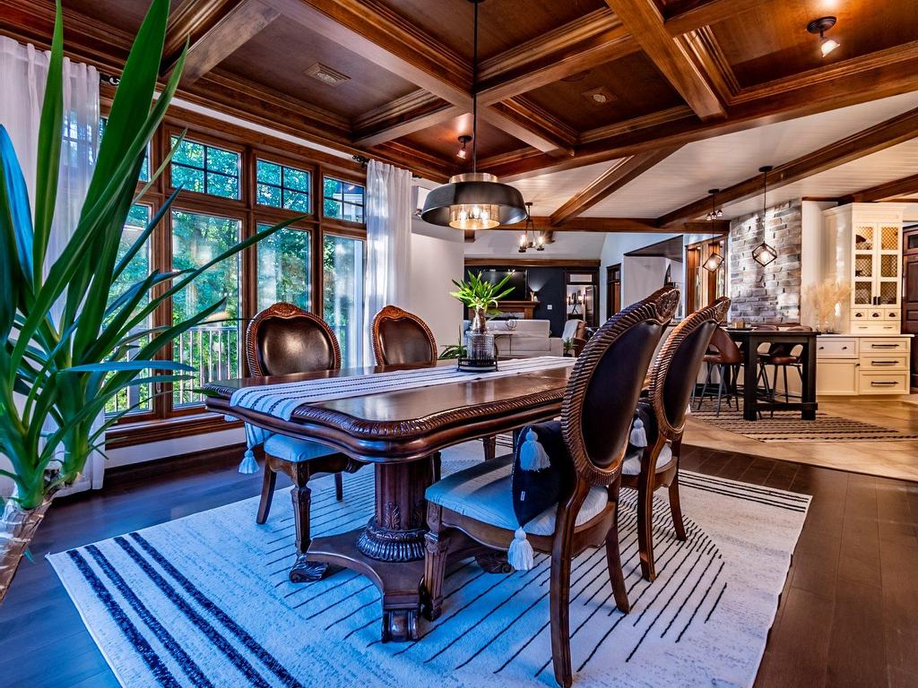 









885


Rue de la Poudrière

,
Shawinigan,




QC
G0X1L0

