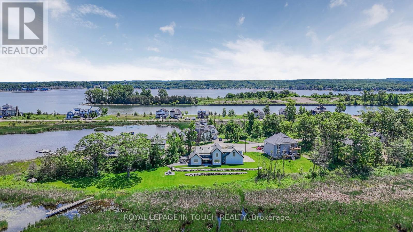 












18 SWAN LANE

,
Tay (Port McNicoll),




Ontario
L0K1R0

