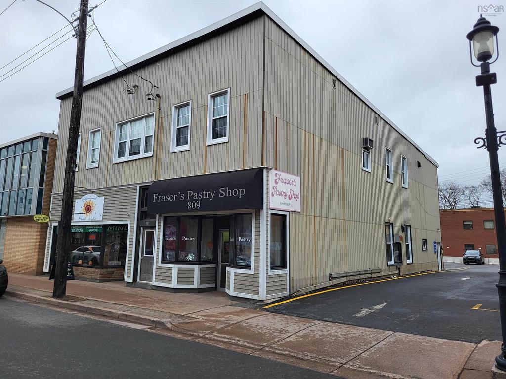 












805-809 Prince Street

,
Truro,




NS
B2N 1G7

