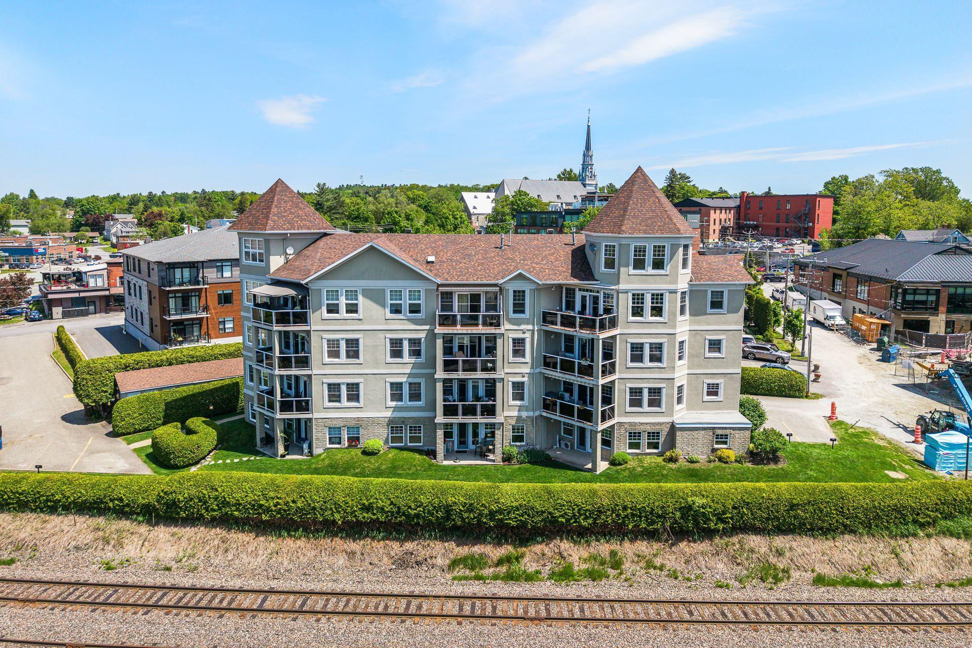 









60


Rue du Lac

, 201,
Magog,




QC
J1X1X5

