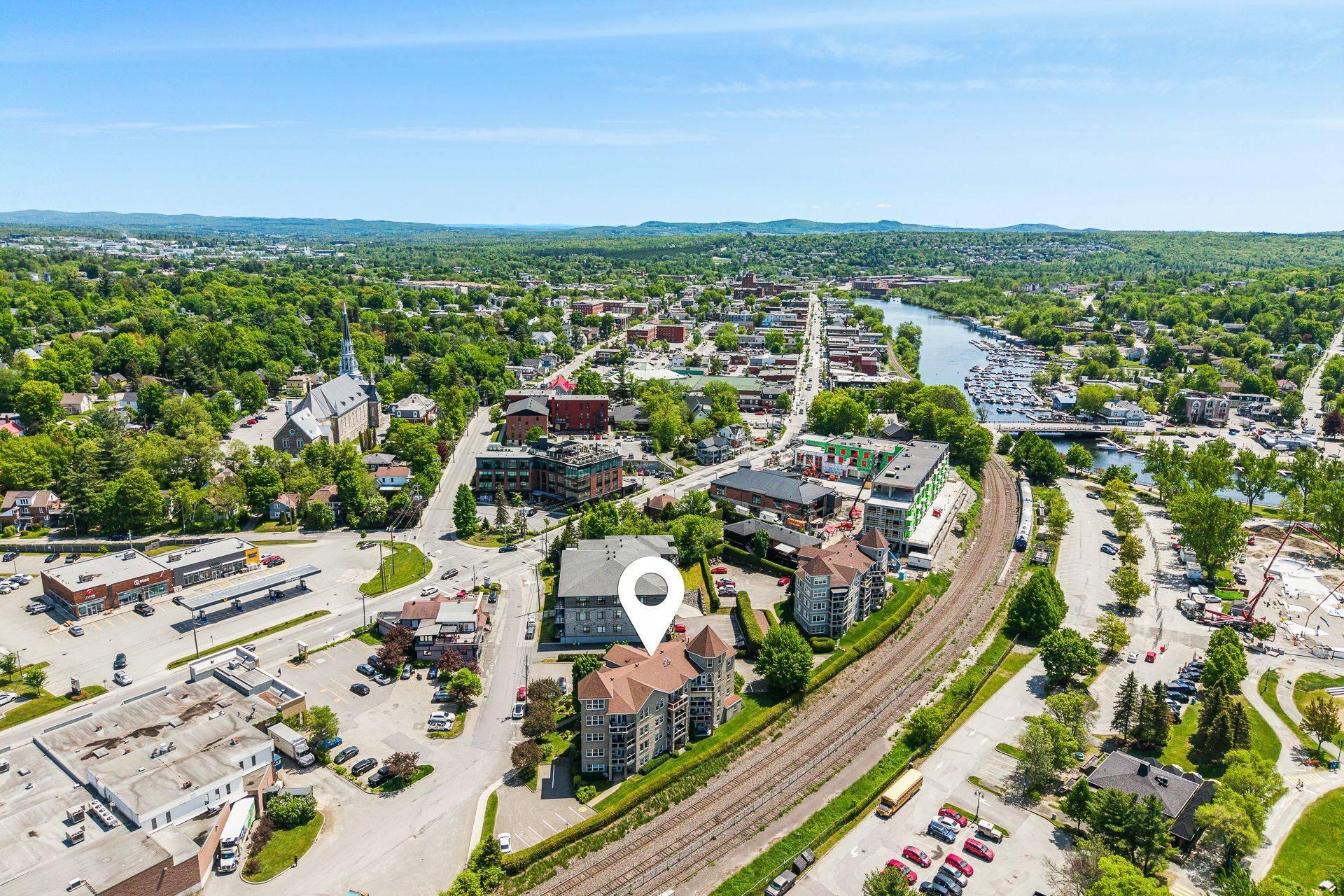 









60


Rue du Lac

, 201,
Magog,




QC
J1X1X5

