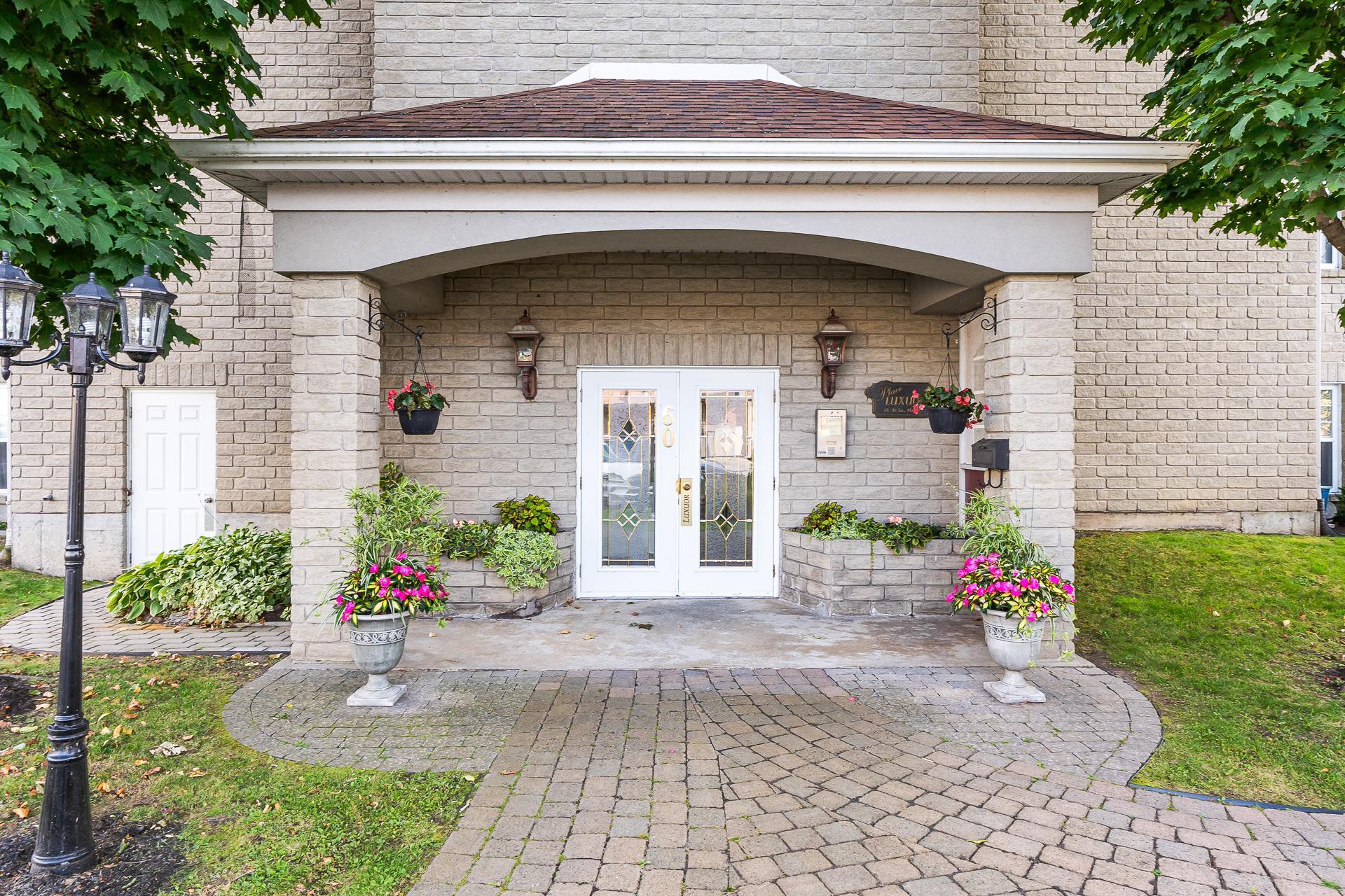 









60


Rue du Lac

, 201,
Magog,




QC
J1X1X5

