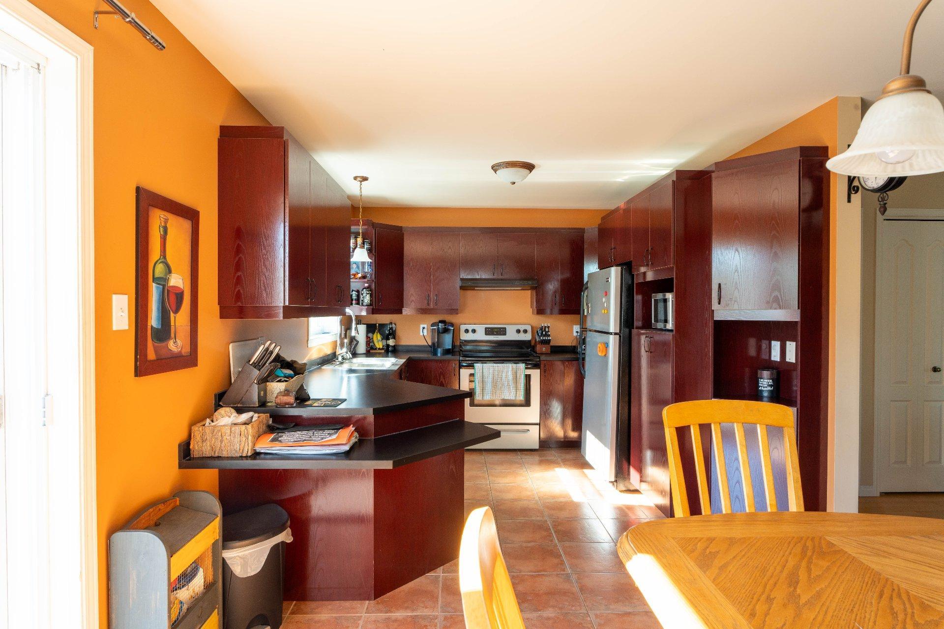 









2525


Rue Beethoven

,
Drummondville,




QC
J2B8M9

