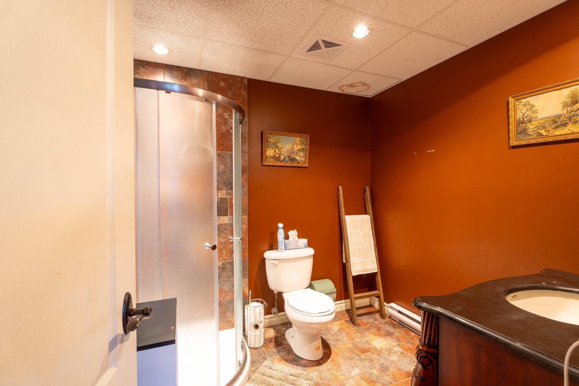 









2525


Rue Beethoven

,
Drummondville,




QC
J2B8M9

