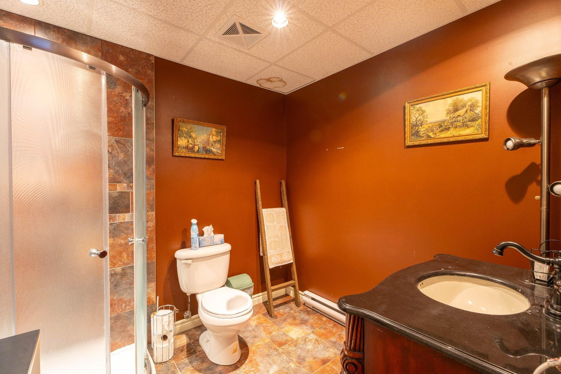 









2525


Rue Beethoven

,
Drummondville,




QC
J2B8M9

