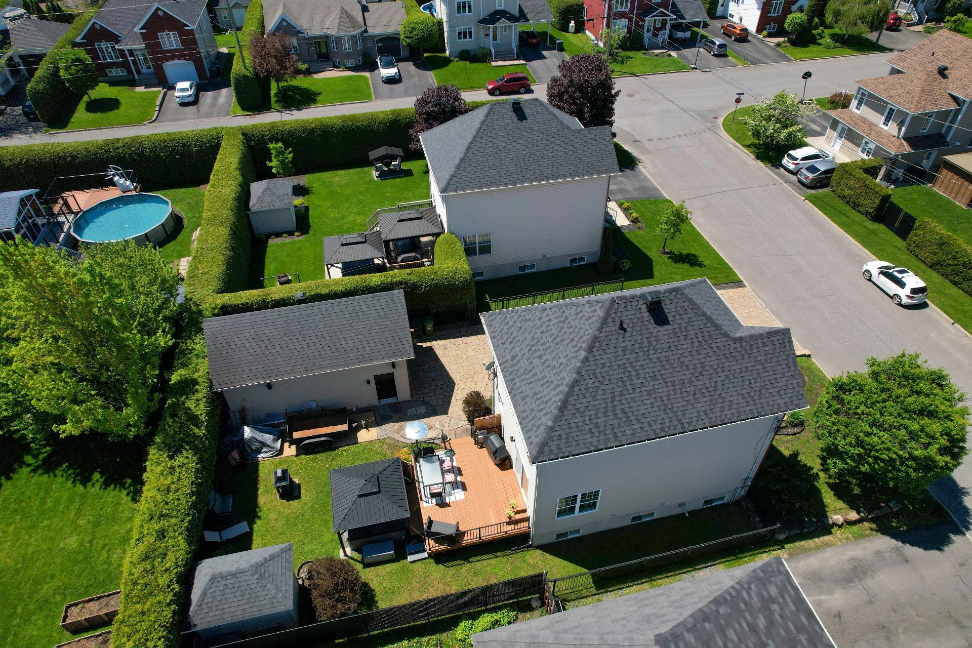 









2525


Rue Beethoven

,
Drummondville,




QC
J2B8M9

