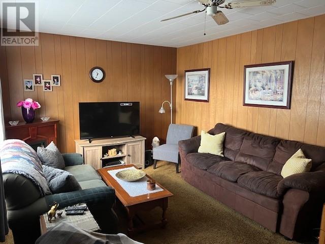 












772 304TH Street

,
Kimberley,




British Columbia
V1A3H6

