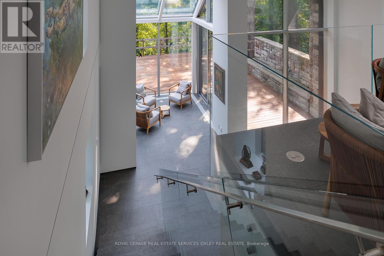 












11 BEAUMONT ROAD

,
Toronto,




Ontario
M4W1V4


