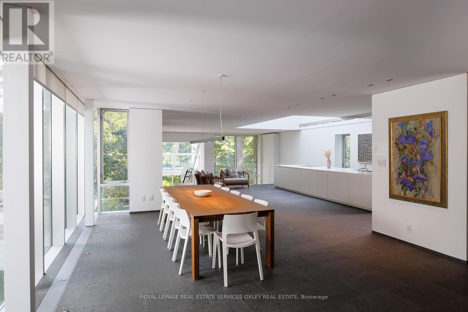 












11 BEAUMONT ROAD

,
Toronto,




Ontario
M4W1V4

