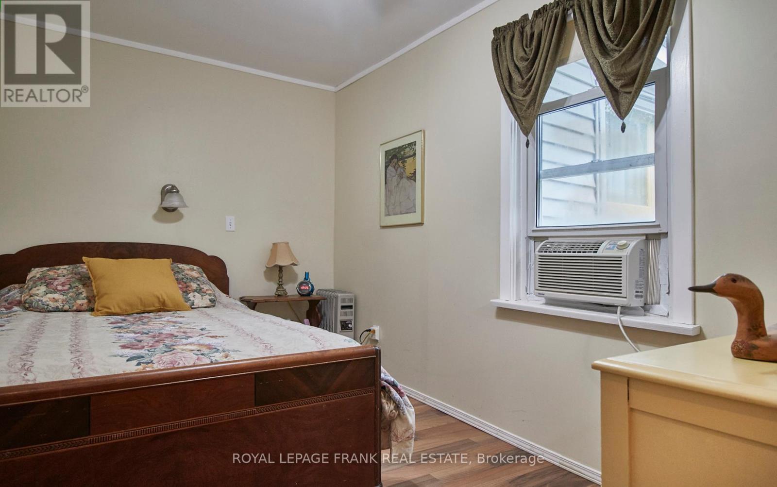 












UNIT 3 - 90 MCCRACKEN LANDING ROAD

,
Alnwick/Haldimand,




Ontario
K0K2X0


