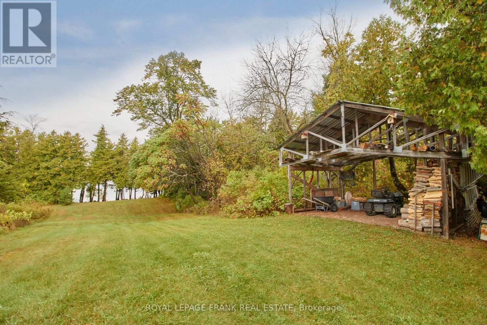 












UNIT 3 - 90 MCCRACKEN LANDING ROAD

,
Alnwick/Haldimand,




Ontario
K0K2X0

