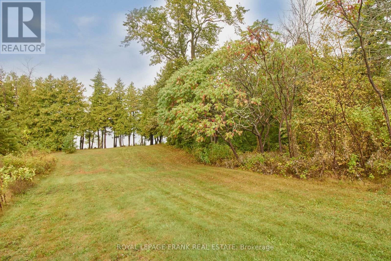 












UNIT 3 - 90 MCCRACKEN LANDING ROAD

,
Alnwick/Haldimand,




Ontario
K0K2X0

