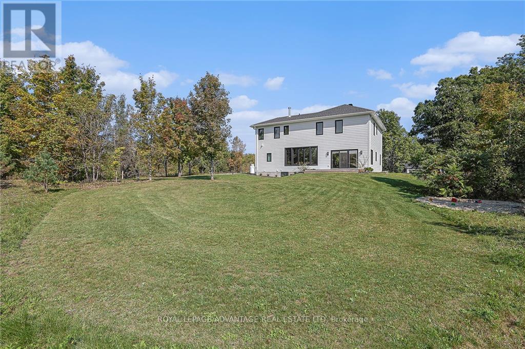 












49 AUTUMN DRIVE

,
Rideau Lakes,




Ontario
K7A4S5

