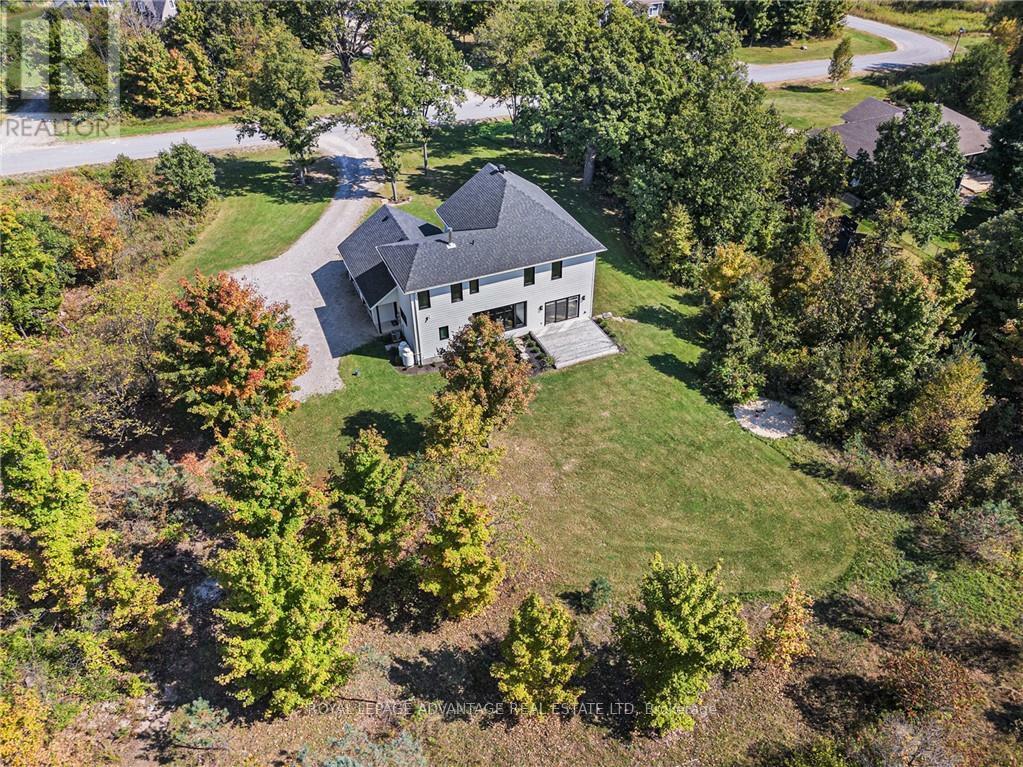 












49 AUTUMN DRIVE

,
Rideau Lakes,




Ontario
K7A4S5


