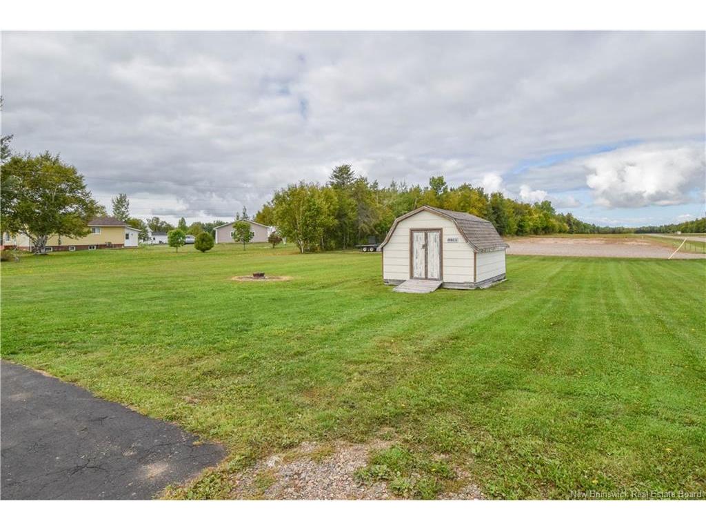 









5883


340

RTE,
Haut-Paquetville,




NB
E8R 1S9

