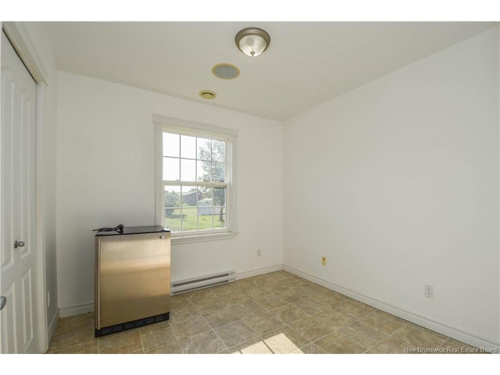 









149


4e

ST,
Shippagan,




NB
E8S 1A9

