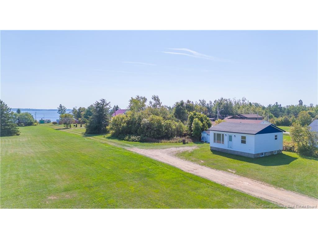 









24


Celestin

RD,
Maisonnette,




NB
E8N 1W3

