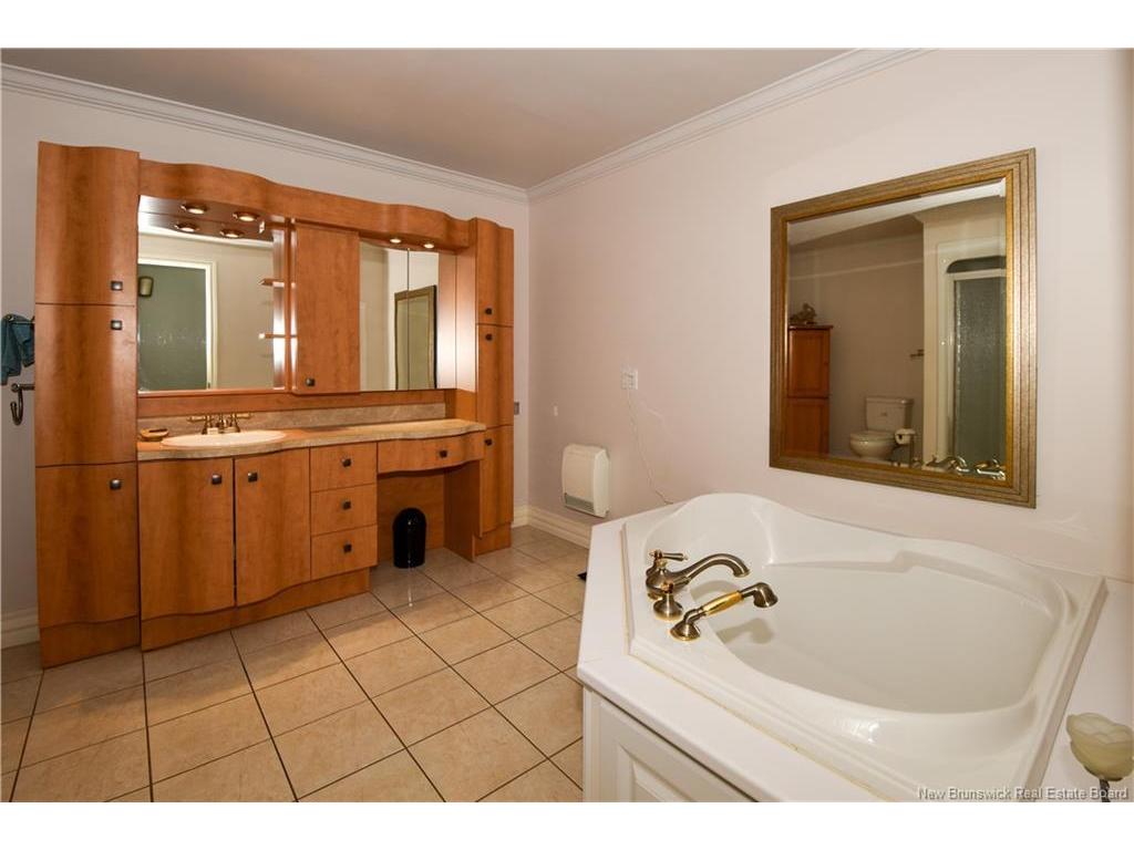 









3351


Centenaire

,
Tracadie,




NB
E1X 1A6

