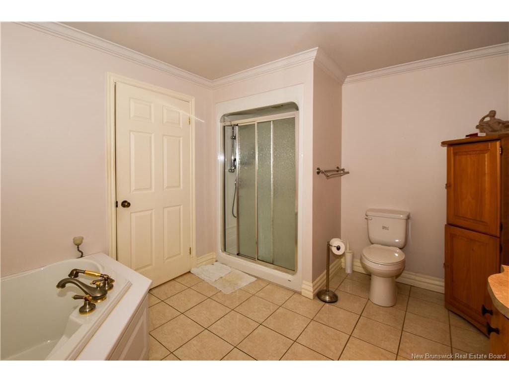 









3351


Centenaire

,
Tracadie,




NB
E1X 1A6

