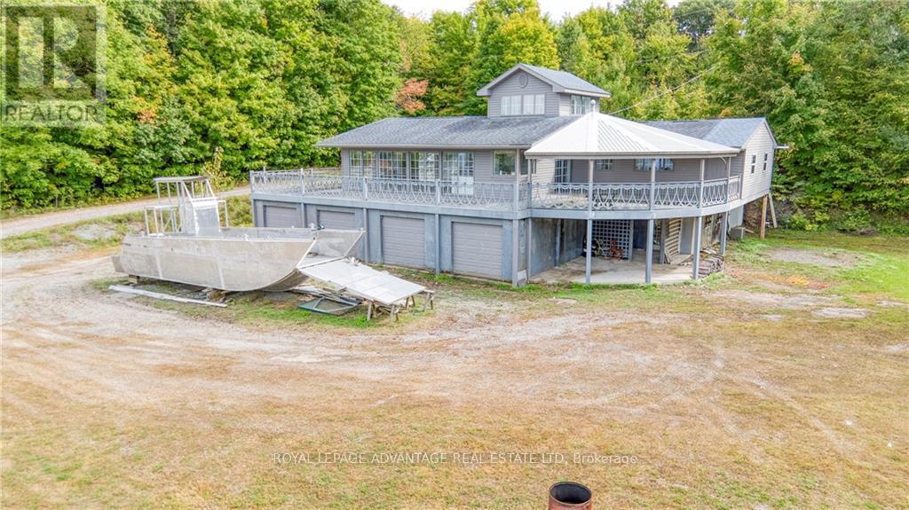 












1215 NARROWS LOCK ROAD

,
Rideau Lakes,




Ontario
K0G1V0


