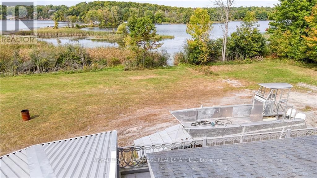 












1215 NARROWS LOCK ROAD

,
Rideau Lakes,




Ontario
K0G1V0

