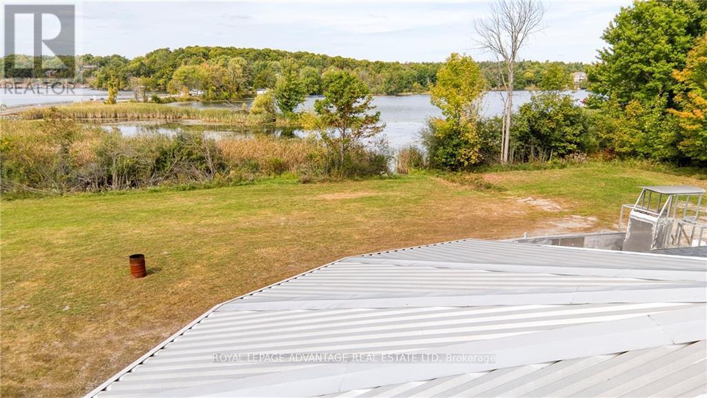 












1215 NARROWS LOCK ROAD

,
Rideau Lakes,




Ontario
K0G1V0

