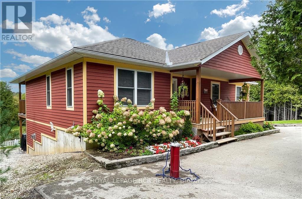 












495190 TRAVERSTON ROAD

,
West Grey,




Ontario
N0C1H0

