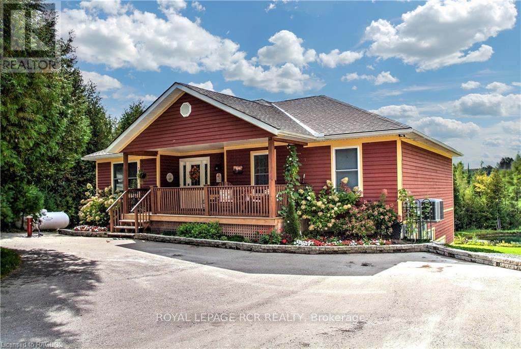 












495190 TRAVERSTON ROAD

,
West Grey,




Ontario
N0C1H0

