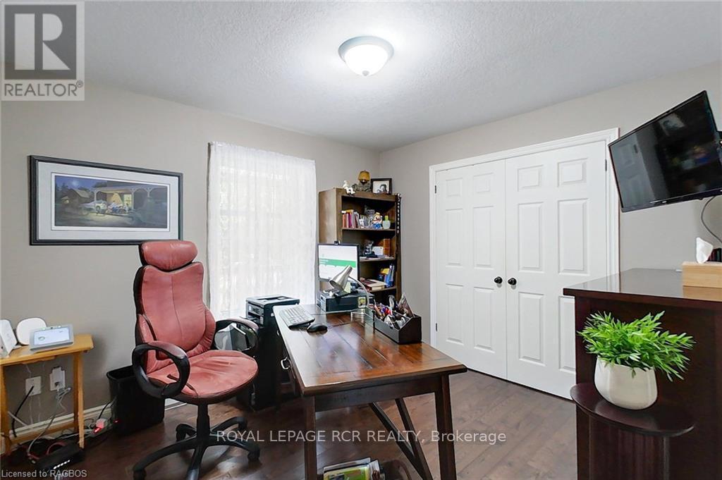 












495190 TRAVERSTON ROAD

,
West Grey,




Ontario
N0C1H0

