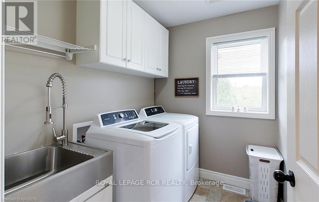












495190 TRAVERSTON ROAD

,
West Grey,




Ontario
N0C1H0

