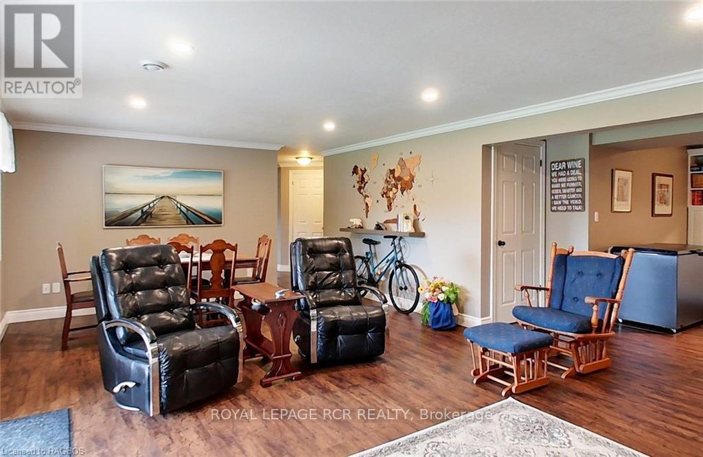 












495190 TRAVERSTON ROAD

,
West Grey,




Ontario
N0C1H0

