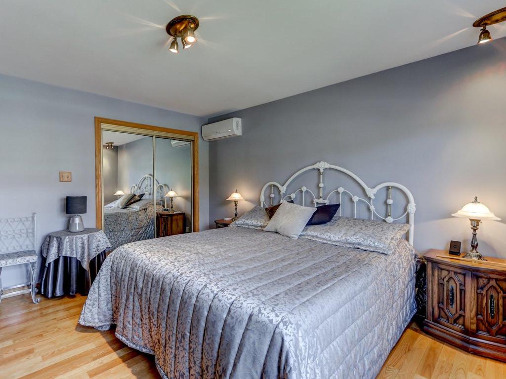 









595


Rue Joseph-Fortier

,
Saint-Jérôme,




QC
J7Z5Y3

