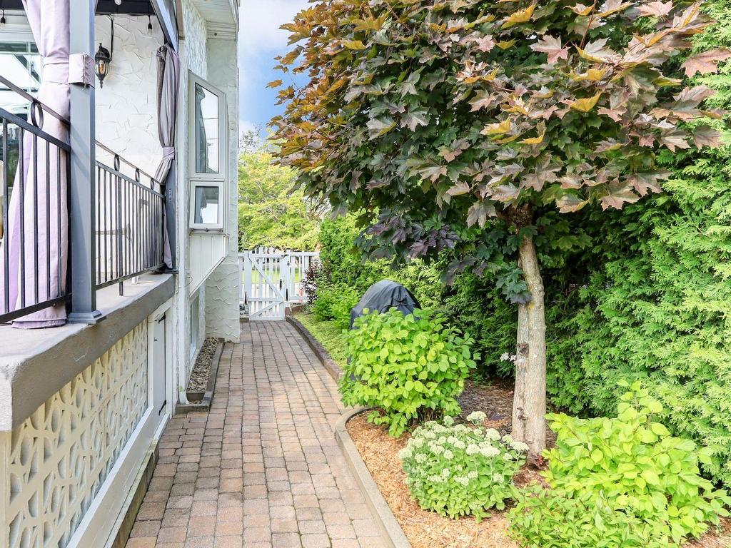 









595


Rue Joseph-Fortier

,
Saint-Jérôme,




QC
J7Z5Y3

