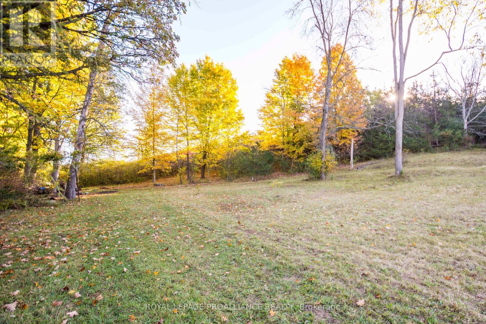 












863 GUNTER SETTLEMENT ROAD

,
Quinte West (Murray Ward),







Ontario
K8V5P6

